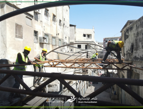 جانب من أعمال فريق التعافي المبكر في #مؤسسة_شام_الإنسانية على إعادة ترميم وتأهيل سوق مدينة جسر الشغور